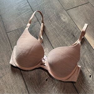 Victoria’s Secret Perfect Shape Bra